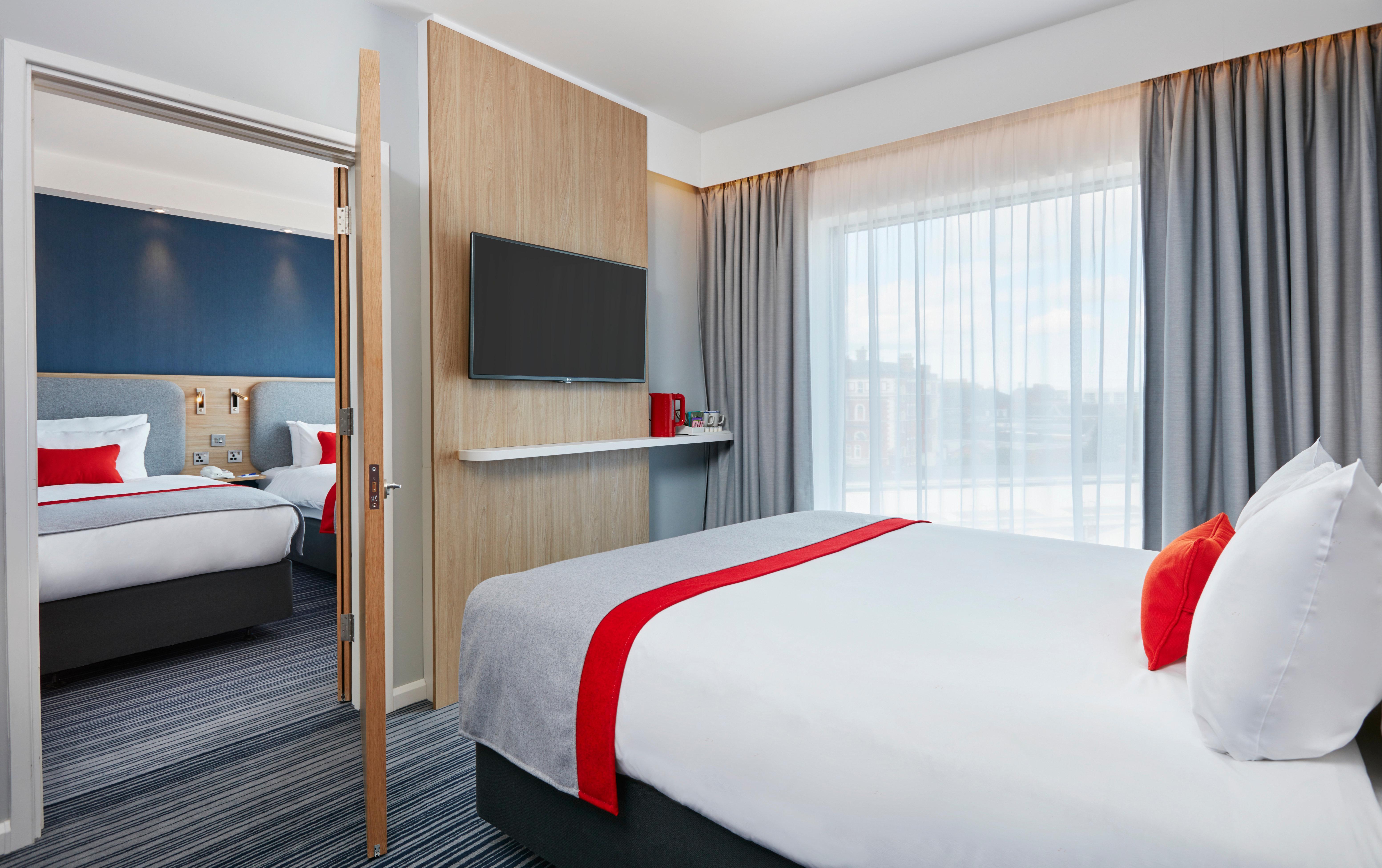 Holiday Inn Express Grimsby By Ihg מראה חיצוני תמונה