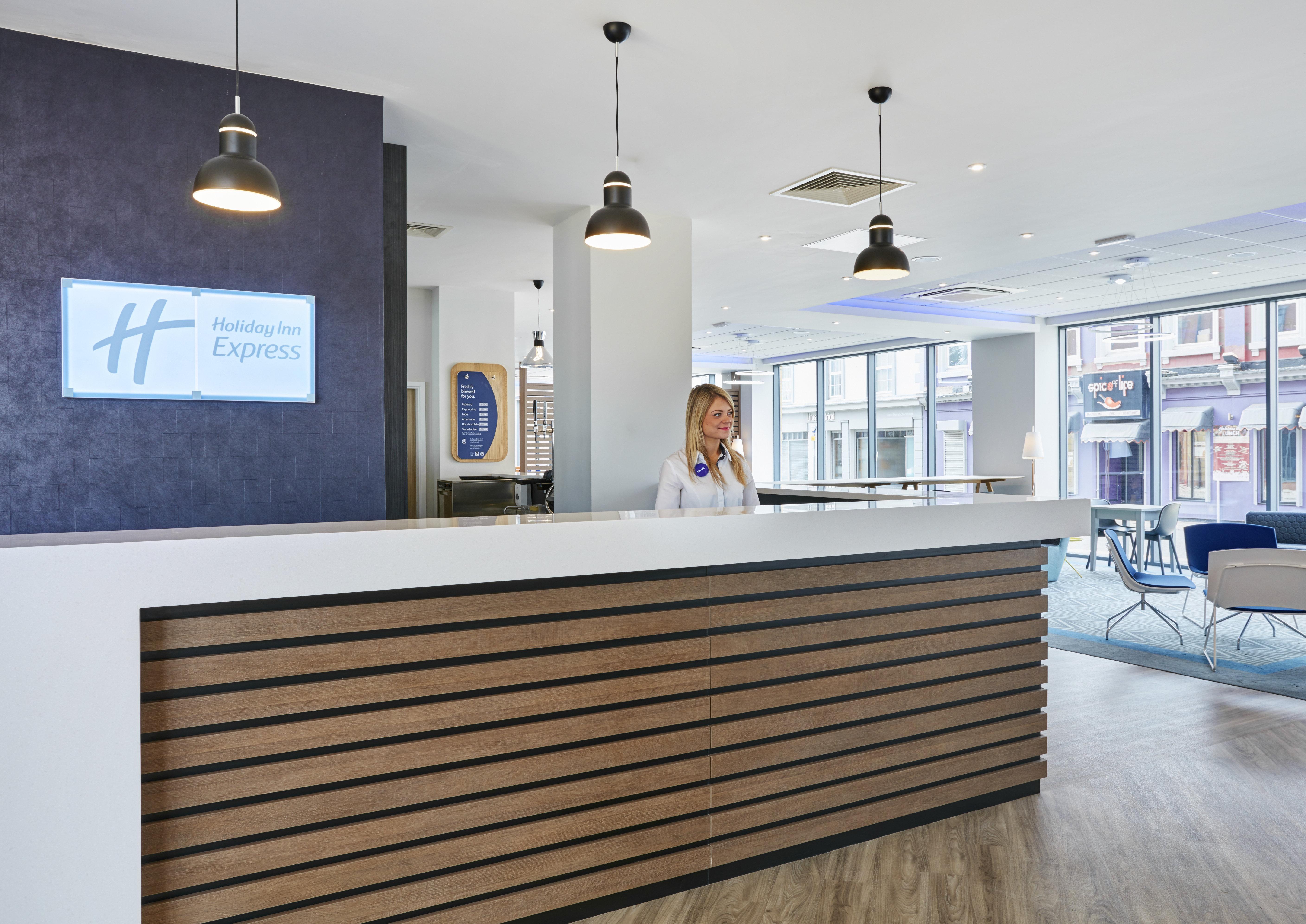 Holiday Inn Express Grimsby By Ihg מראה חיצוני תמונה