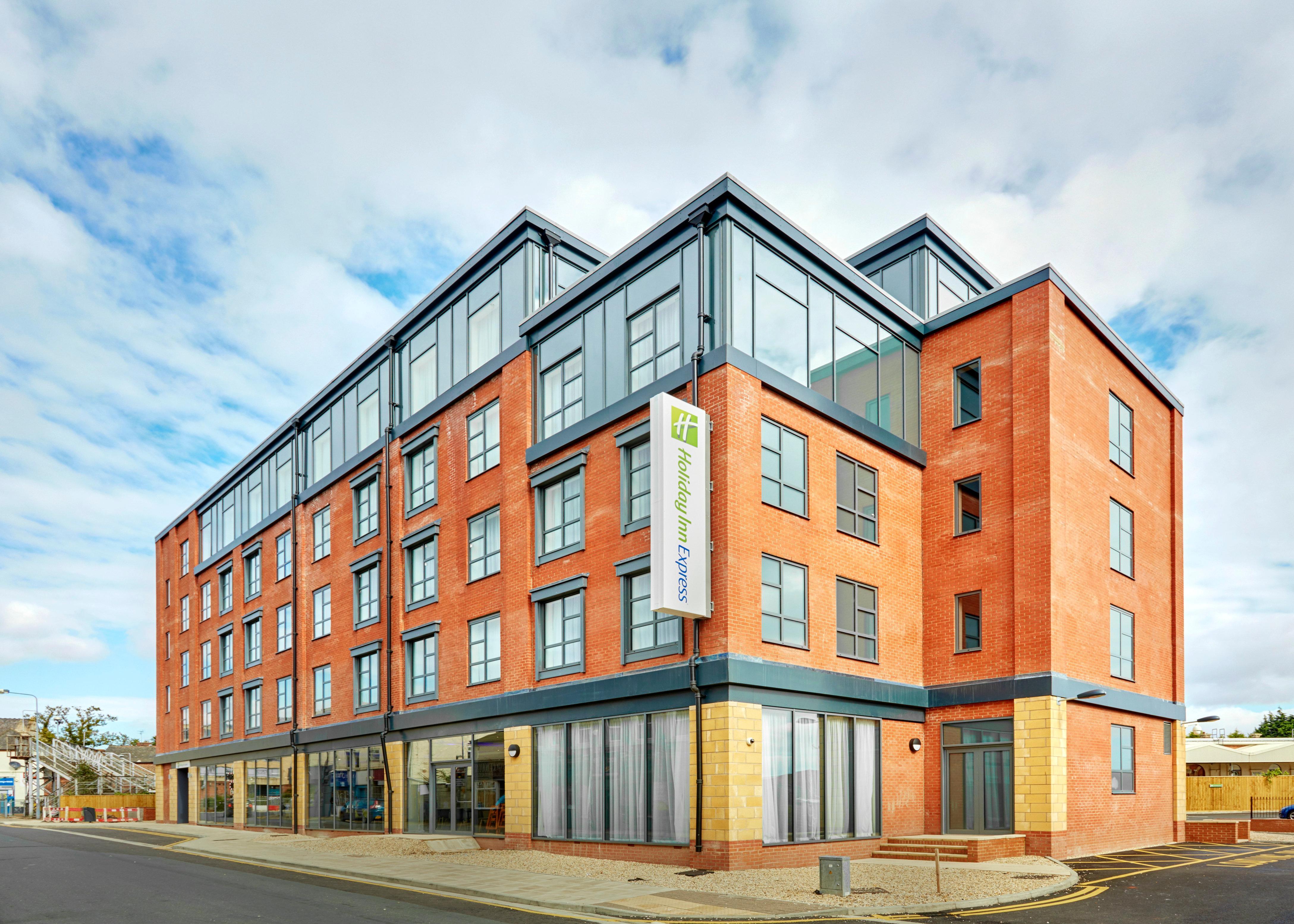 Holiday Inn Express Grimsby By Ihg מראה חיצוני תמונה