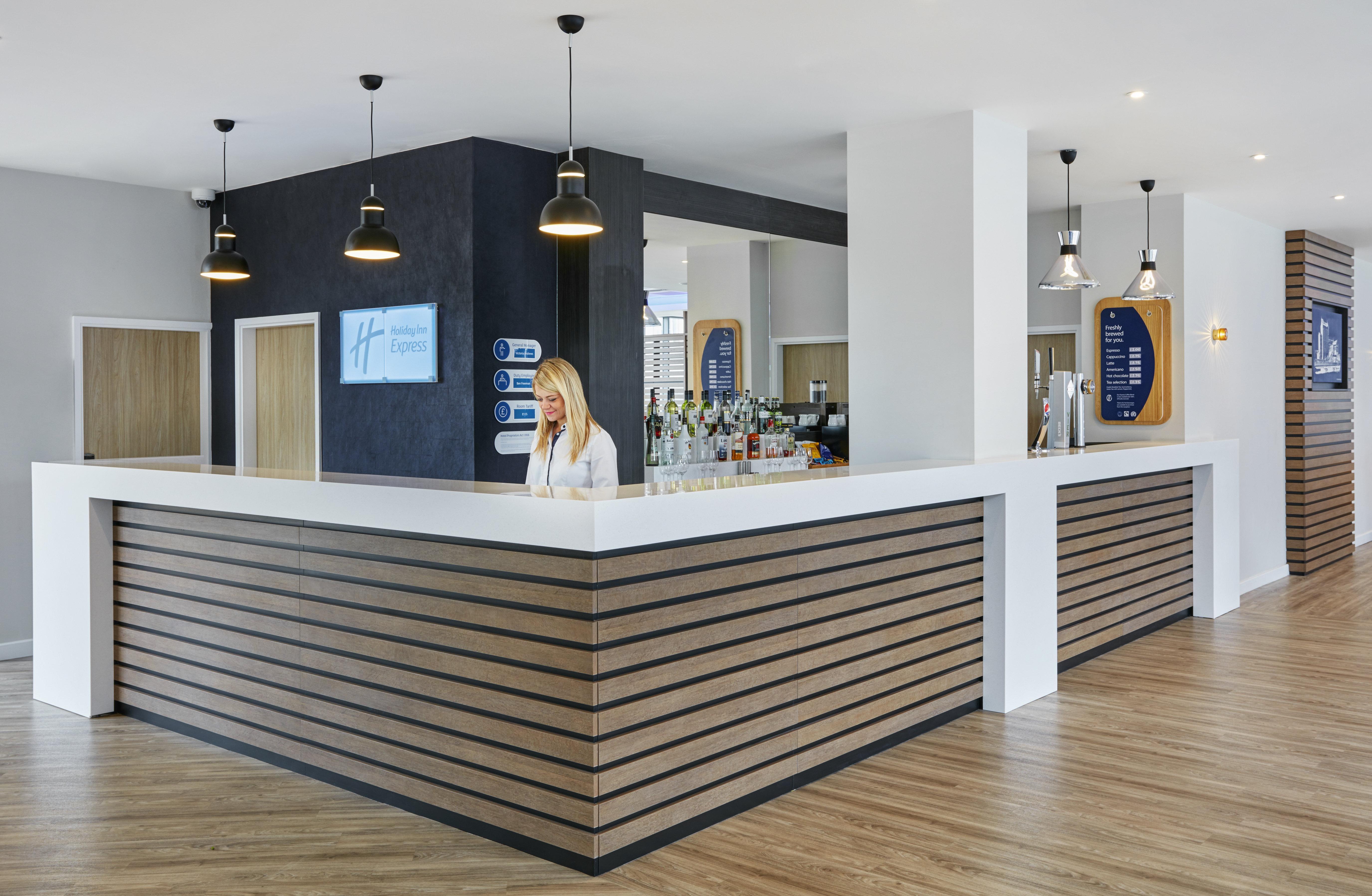 Holiday Inn Express Grimsby By Ihg מראה חיצוני תמונה